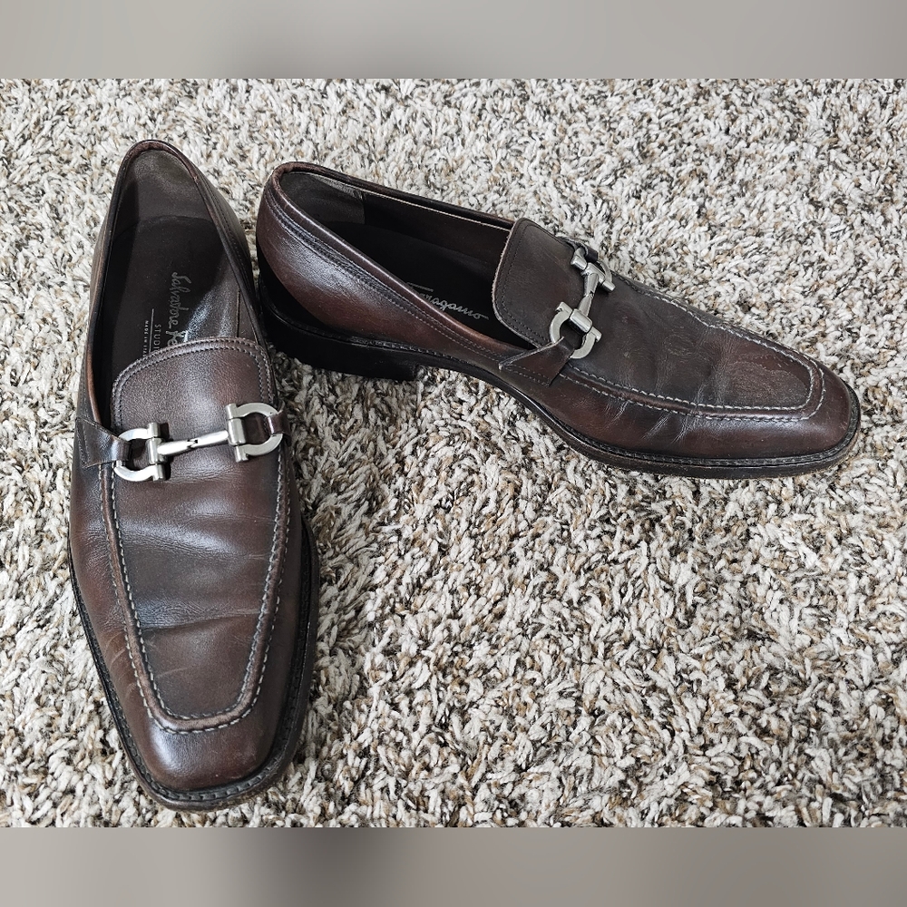 SALVATORE FERRAGAMO FLORENCE LOAFERS SIZE 8.5